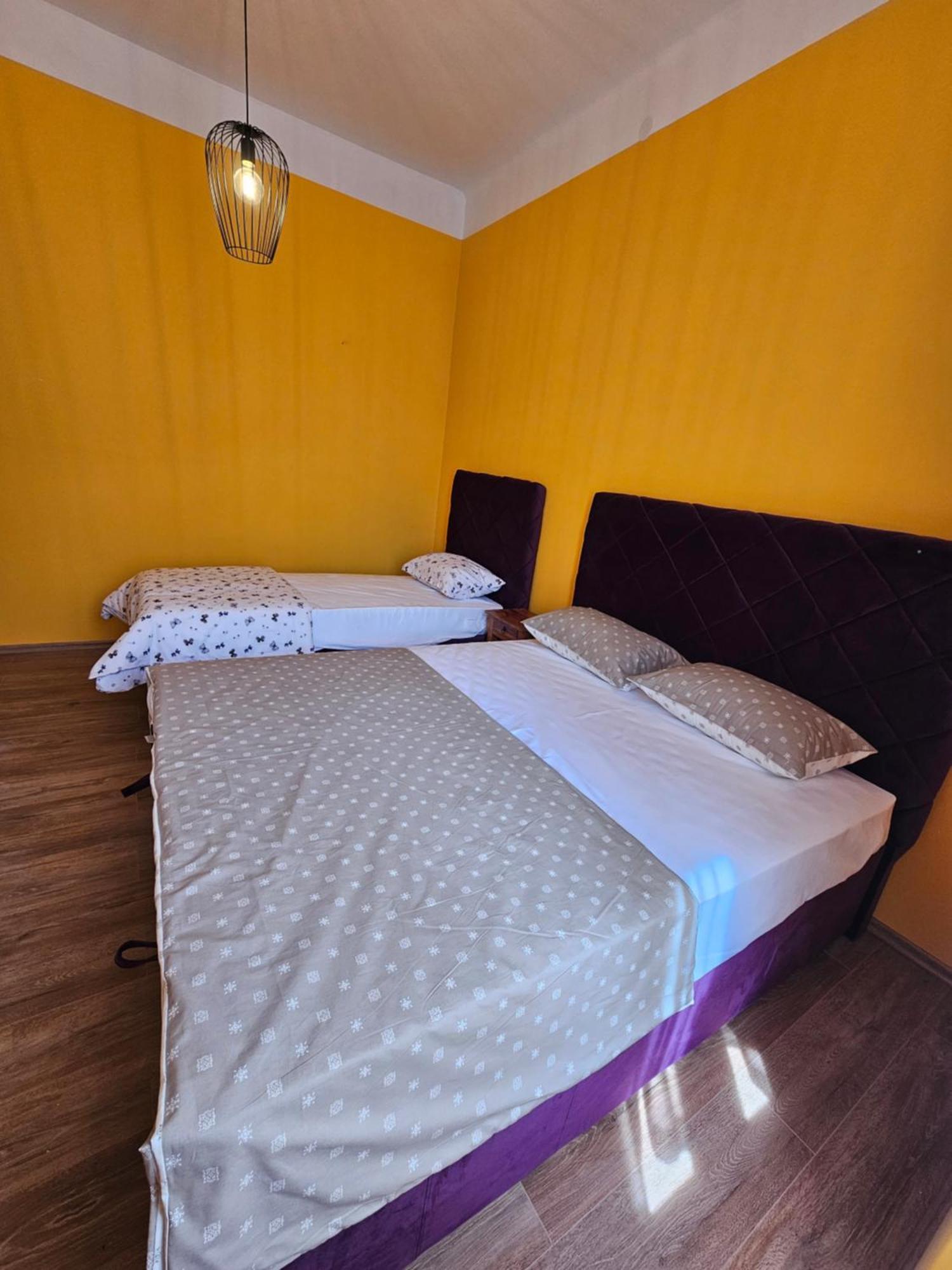 R&N Familiy Apartments Mostar Eksteriør billede